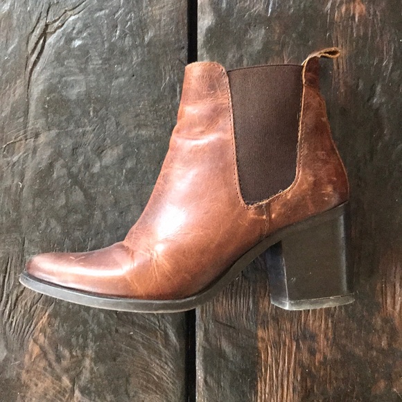 Steve Madden Booties - Picture 3 of 4